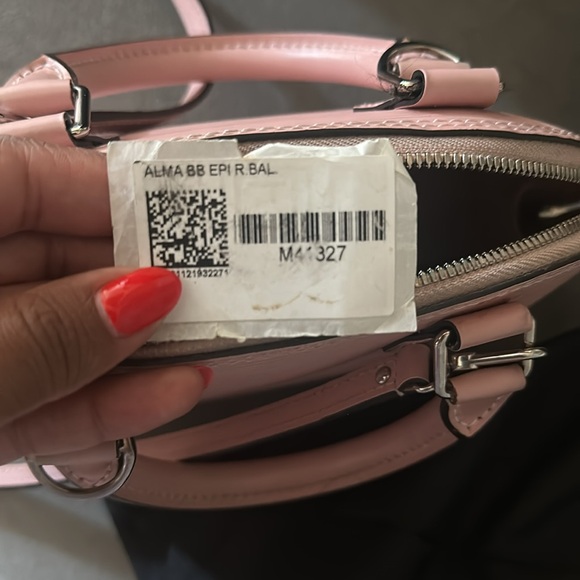 Louis Vuitton Purse - Picture 7 of 7